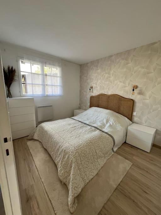Petite Maison Cosy En Campagne Neuilly  Extérieur photo